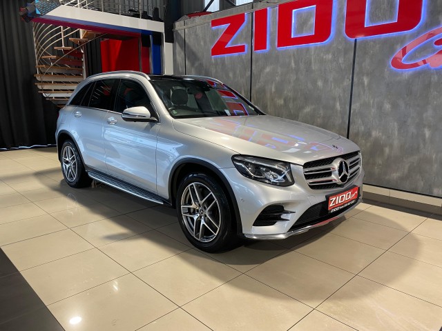 BUY MERCEDES-BENZ GLC 2018 4 MATIC AMG LINE, Zido Cars